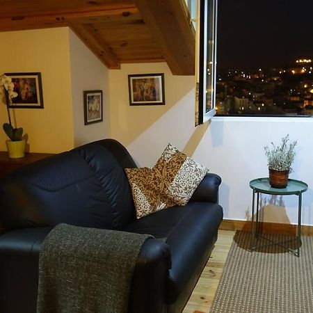 Charm And Fantastic View In A Fully Equipped Home In Center Лиссабон Экстерьер фото